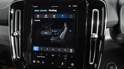 2024 (74) VOLVO XC40 2.0 B3P Plus Dark 5dr Auto 4612714