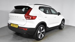 2025 (25) VOLVO XC40 2.0 B3P Plus Dark 5dr Auto 4612202