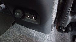 2025 (25) VOLVO XC40 2.0 B3P Plus Dark 5dr Auto 4612213