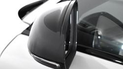 2025 (25) VOLVO XC40 2.0 B3P Plus Dark 5dr Auto 4612249