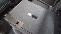 2025 (25) VOLVO XC40 2.0 B3P Plus Dark 5dr Auto 4612221