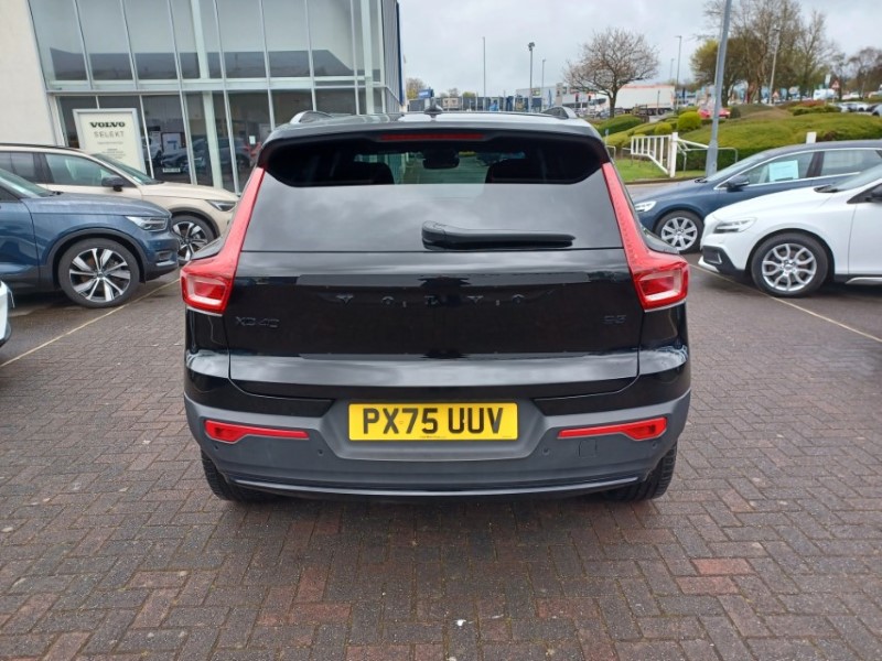 2025 (75) VOLVO XC40 2.0 B3P Plus Black Edition 5dr Auto 5271023