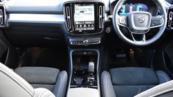 2025 (75) VOLVO XC40 2.0 B3P Plus Black Edition 5dr Auto 5272741