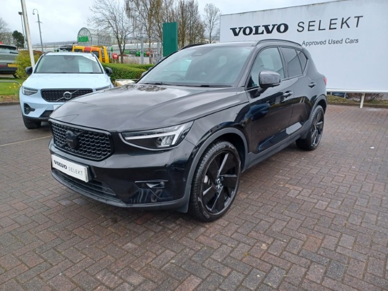 2025 (75) VOLVO XC40 2.0 B3P Plus Black Edition 5dr Auto 5270873