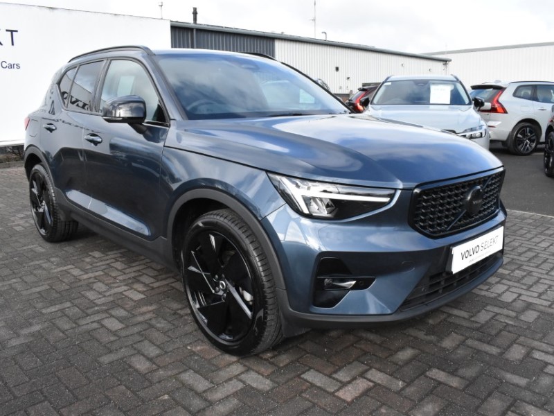 2025 (75) VOLVO XC40 2.0 B3P Plus Black Edition 5dr Auto