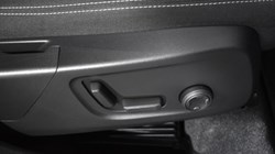 2023 (73) VOLVO XC40 2.0 B3P Plus Dark 5dr Auto 4603167