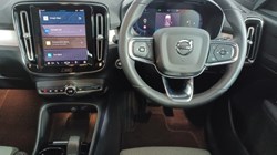 2023 (73) VOLVO XC40 2.0 B3P Plus Dark 5dr Auto 4603141