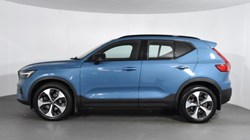 2023 (73) VOLVO XC40 2.0 B3P Plus Dark 5dr Auto 4603133