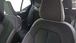 2025 (25) VOLVO XC40 2.0 B3P Plus Dark 5dr Auto 4609041