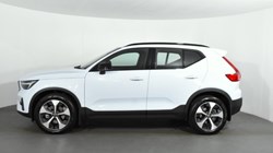 2025 (25) VOLVO XC40 2.0 B3P Plus Dark 5dr Auto 4609032
