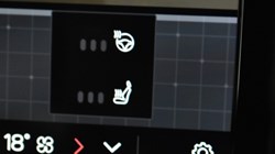 2025 (25) VOLVO XC40 2.0 B3P Plus Dark 5dr Auto 4609058