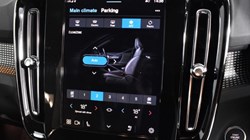 2025 (25) VOLVO XC40 2.0 B3P Plus Dark 5dr Auto 4609053