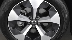 2025 (25) VOLVO XC40 2.0 B3P Plus Dark 5dr Auto 4609067