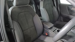 2022 (72) VOLVO XC40 2.0 B3P Plus Dark 5dr Auto 4626723