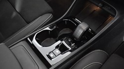2022 (72) VOLVO XC40 2.0 B3P Plus Dark 5dr Auto 4626753