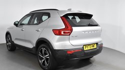 2024 (73) VOLVO XC40 2.0 B3P Plus Dark 5dr Auto 4629011