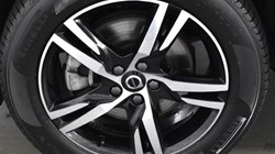2024 (73) VOLVO XC40 2.0 B3P Plus Dark 5dr Auto 4629052