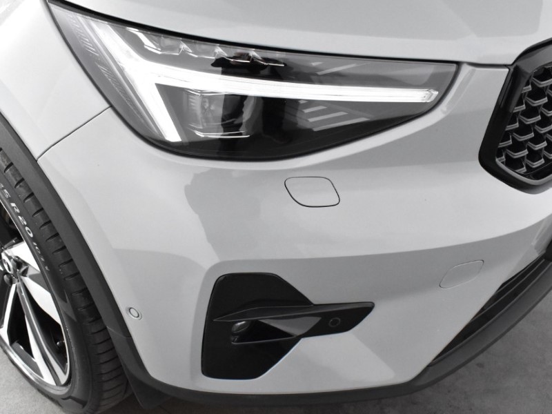 2024 (74) VOLVO XC40 2.0 B4P Ultra Dark 5dr Auto 4726137