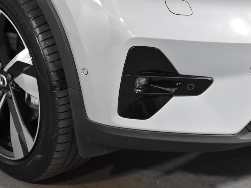 2024 (74) VOLVO XC40 2.0 B4P Ultra Dark 5dr Auto 4726139