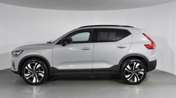 2024 (74) VOLVO XC40 2.0 B4P Ultra Dark 5dr Auto 4726088