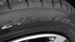 2024 (74) VOLVO XC40 2.0 B4P Ultra Dark 5dr Auto 4726136