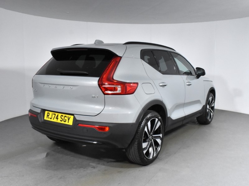 2024 (74) VOLVO XC40 2.0 B4P Ultra Dark 5dr Auto 4726083