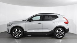 2024 (74) VOLVO XC40 2.0 B3P Ultra Dark 5dr Auto 4693430