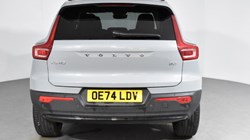 2024 (74) VOLVO XC40 2.0 B3P Ultra Dark 5dr Auto 4693467