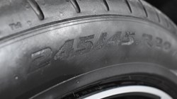 2024 (74) VOLVO XC40 2.0 B3P Ultra Dark 5dr Auto 4693483