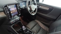 2024 (74) VOLVO XC40 2.0 B4P Ultra Dark 5dr Auto 4692107