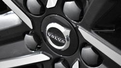 2024 (74) VOLVO XC40 2.0 B4P Ultra Dark 5dr Auto 4692145