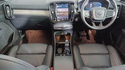 2024 (74) VOLVO XC40 2.0 B4P Ultra Dark 5dr Auto 4692105