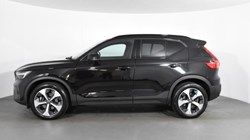 2022 (72) VOLVO XC40 2.0 B4P Plus Dark 5dr AWD Auto 4694204