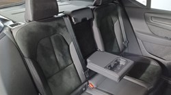 2022 (72) VOLVO XC40 2.0 B4P Plus Dark 5dr AWD Auto 4694209