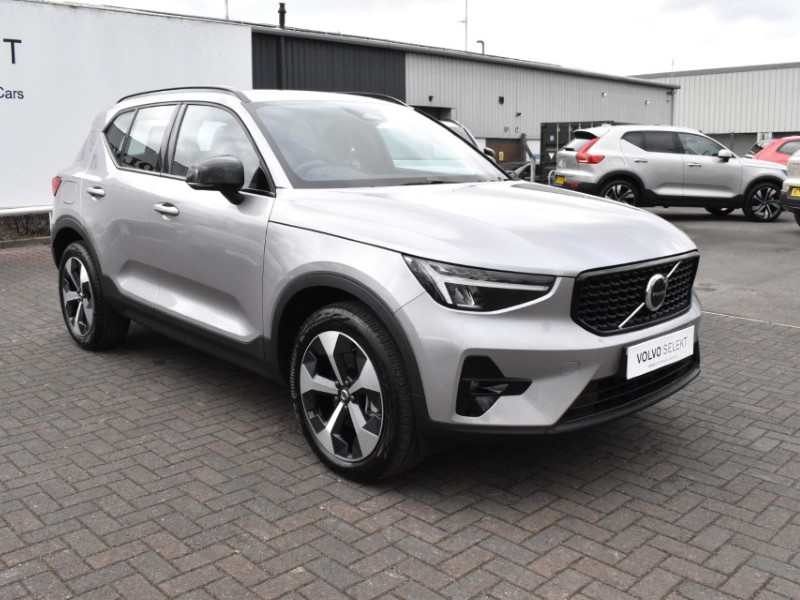 2025 (75) VOLVO XC40 2.0 B3P Plus Dark 5dr Auto