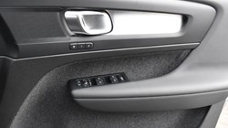 2025 (75) VOLVO XC40 2.0 B3P Plus Dark 5dr Auto 5080223