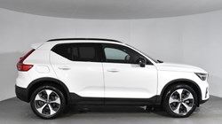 2024 (24) VOLVO XC40 2.0 B4P Plus Dark 5dr Auto 4686992