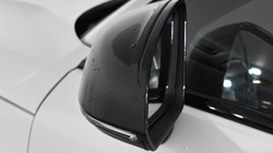 2024 (24) VOLVO XC40 2.0 B4P Plus Dark 5dr Auto 4687038