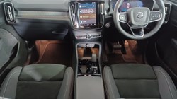 2024 (24) VOLVO XC40 2.0 B4P Plus Dark 5dr Auto 4687003