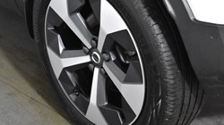 2024 (24) VOLVO XC40 2.0 B4P Plus Dark 5dr Auto 4687034