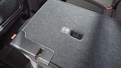 2024 (74) VOLVO XC40 2.0 B3P Core 5dr Auto 4715930