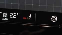 2024 (74) VOLVO XC40 2.0 B3P Core 5dr Auto 4715945