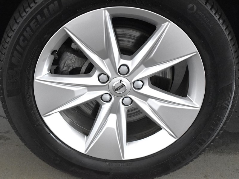 2024 (74) VOLVO XC40 2.0 B3P Core 5dr Auto 4715955