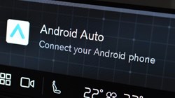 2024 (74) VOLVO XC40 2.0 B3P Core 5dr Auto 4715942