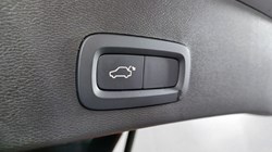 2024 (74) VOLVO XC40 2.0 B3P Core 5dr Auto 4715933