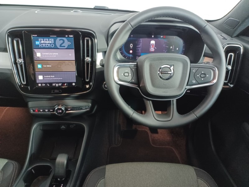 2024 (74) VOLVO XC40 2.0 B3P Core 5dr Auto 4715924