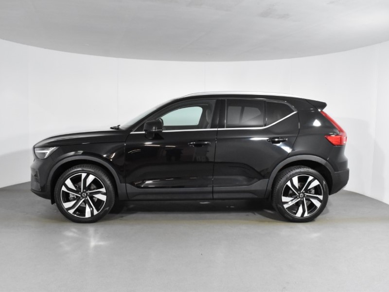 2024 (74) VOLVO XC40 2.0 B3P Ultra Bright 5dr Auto 4723550