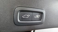 2024 (74) VOLVO XC40 2.0 B3P Ultra Bright 5dr Auto 4688062