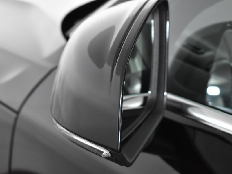 2024 (74) VOLVO XC40 2.0 B3P Ultra Bright 5dr Auto 4688137