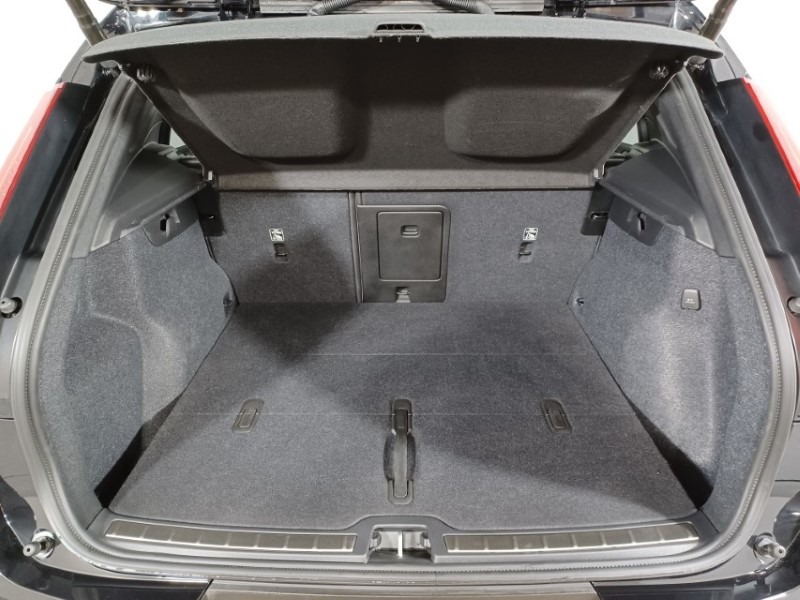 2024 (74) VOLVO XC40 2.0 B3P Ultra Bright 5dr Auto 4688060